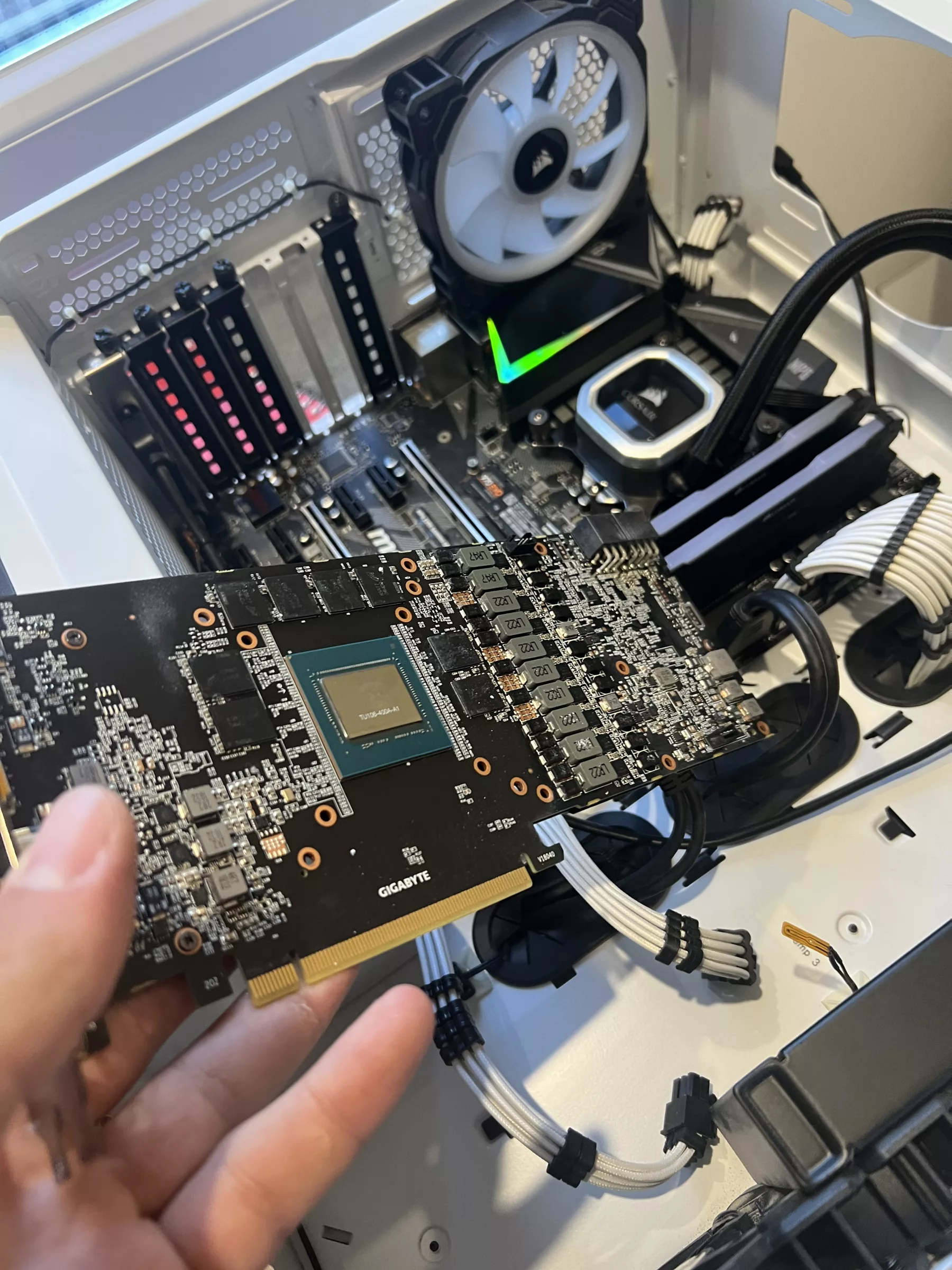 Carte graphique NVIDIA avec le retrait de la pate thermique